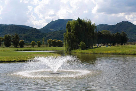 Golf Terme di Galzignano Golf Terme di Galzignano Wasserhindernis