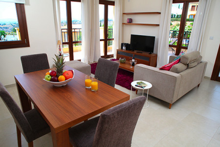 Zypern Aphrodite Hills Apartment Wohnzimmer