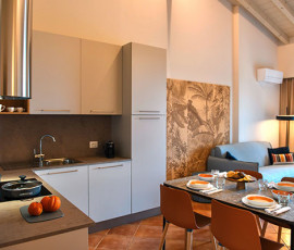 Italien Gardasee Desenzano del Garda Castello Belvedere Apartments Italien Gardasee Desenzano del Garda Castello Belvedere Apartments